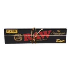 RAW | Black Classic Connoisseur - KSS Rolling Paper w/ Tip