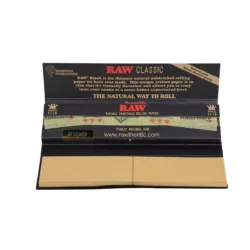 RAW | Black Classic Connoisseur - KSS Rolling Paper w/ Tip - Image 2